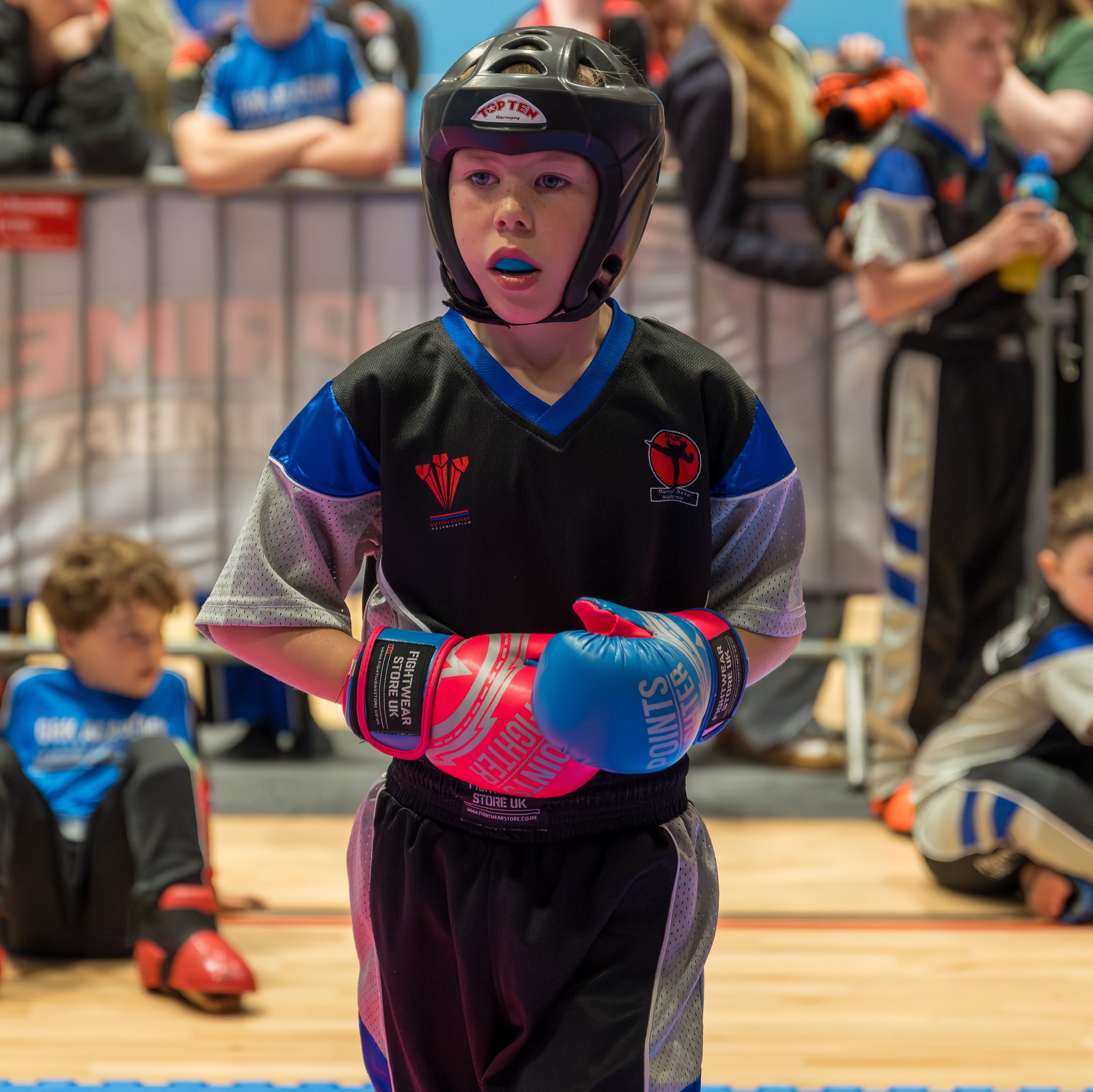 Points Fighter - Pro X Flexi Tech Semi Contact Gloves - Bubblegum Edition